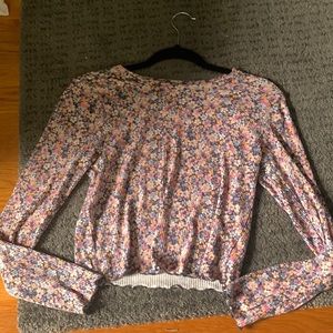 Wild fable long sleeve crop top with lettuce hem